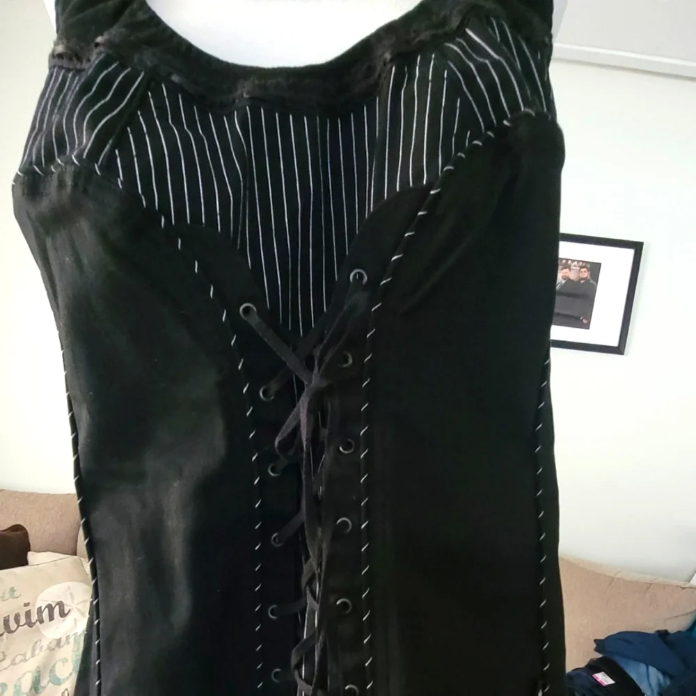 TORRID VINTAGE TRIPP CORSET NEW UNIQUE. - Picture 1 of 16